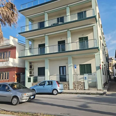La Porta Delle Eolie דירה Capo dʼOrlando