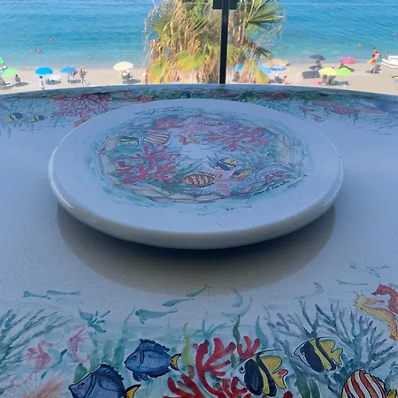 La Porta Delle Eolie Apartman *